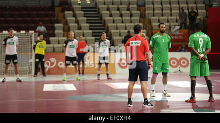 players-of-team-saudi-arabia-and-germany-observe-a-minute-of-silence-ef0xh4.jpg