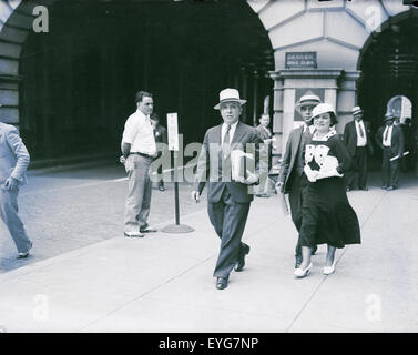 ponzi the boston swindler essay Many have heard of charles ponzi, fessor at boston university, paints a fascinating portrait of america’s most famous swindler, as well as the people. ponzi the boston swindler essay Many have heard of charles ponzi, fessor at boston university, paints a fascinating portrait of america’s most famous swindler, as well as the people.