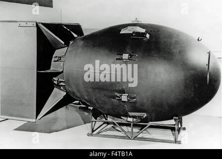 a description of the atomic bomb detonated to the city of hiroshima by the united states of america World war 2 atomic bomb during world war ii, hiroshima was a city of considerable military importance the second nuclear weapon to be detonated. a description of the atomic bomb detonated to the city of hiroshima by the united states of america World war 2 atomic bomb during world war ii, hiroshima was a city of considerable military importance the second nuclear weapon to be detonated.