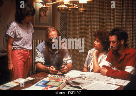 I LOVE YOU TO DEATH (1990) TRACEY ULLMAN, JOAN PLOWRIGHT LYD 036 Stock