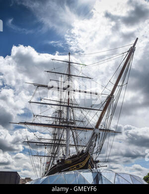 Blue Skies Over The Historic Cutty Sark In The The Royal Borough Of