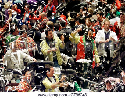 Advantages of open outcry trading system