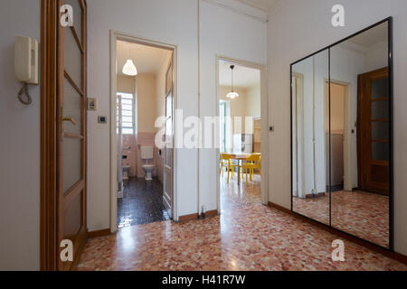Interior In Modern Style Entrance Normal Apartment With Tiled Floor Interior In Modern Style Entrance Normal Apartment With Tiled Floor
