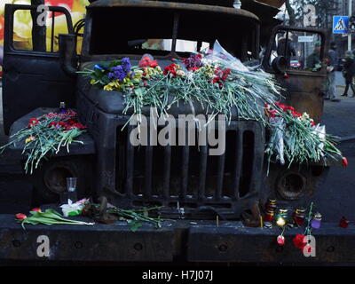 In Kiev City Center Flowers Pay Tribute To Victims Of Revolution In Kiev City Center Flowers Pay Tribute To Victims Of Revolution