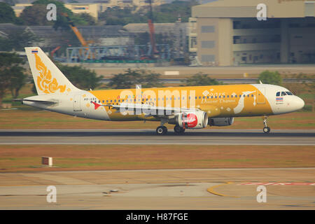 Air Asia Airbus A320 Arriving At Kuching International Airport In