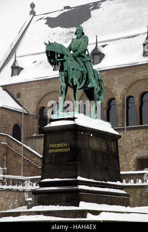 Equestrian Statue Wilhelm Der Grosse Imperial Palace Kaiserpfalz