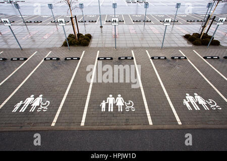 parking-places-for-family-with-baby-hpjw1d.jpg
