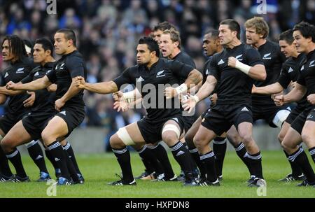 new-zealand-haka-barbarians-v-new-zealan