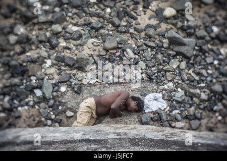 Homeless Man Sleeping Mumbai India Stock Photo Alamy