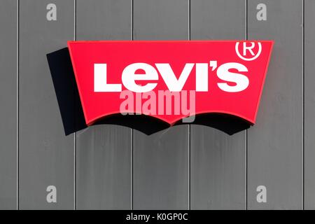 Levis jeans store shop sign logo close up, MK centre milton Keynes Stock Photo, Royalty Free ...