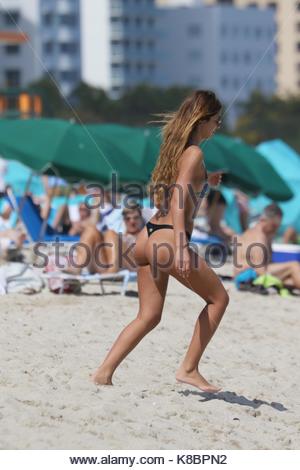 Mario dating ex on the beach