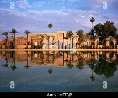 Exterior Moroccan House Palm Trees Water Pool Exteriors Architecture