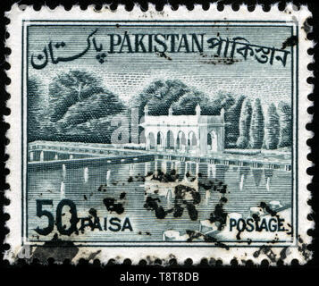 Pakistan Postage Stamp Shalimar Gardens Stock Photo Alamy