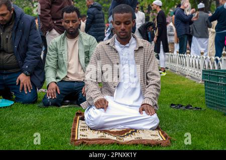 Sultanahmet Istanbul T Rkei April Muslime Nach Dem