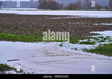 Berschwemmungen Und Hochwasser Nach Starken Regenf Llen In Der Region