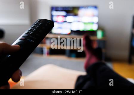 Aus für Nebenkostenprivileg bei Kabel TV Symboldbild Ferbedienung und