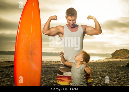 Junge Model Am Strand Stockfotografie Alamy