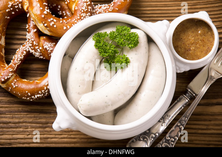 Bayerische Brotzeit mit Weißwurst weiße Wurst Stockfoto Bild 59874909