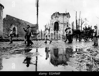 Waffen SS während der Kämpfe in Ungarn 1944 Stockfotografie Alamy