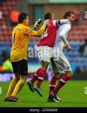 Arsenals Per Mertesacker Rechts Und Wojciech Szczesny Feiern Nach Dem