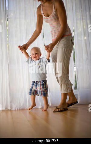 Nackt Bild Von Mutter Und Sohn Spielen Stockfoto Bild 14684884 Alamy