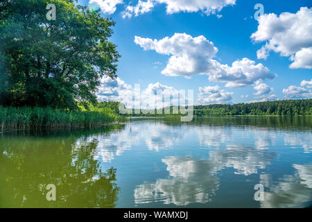 Der Muckersee Jezioro Mokre im UNESCO Biosphärenreservat Masurische