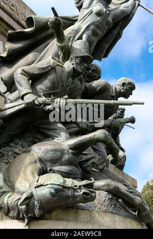 Monumento A La Guerra Peninsular En La Rotunda Da Boavista O Pra A