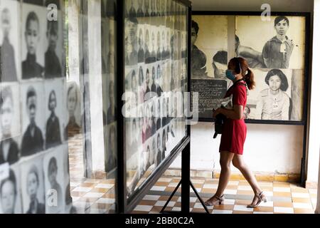 Camboya Phnom Penh Calle 113 Museo Del Genocidio De Tuol Sleng