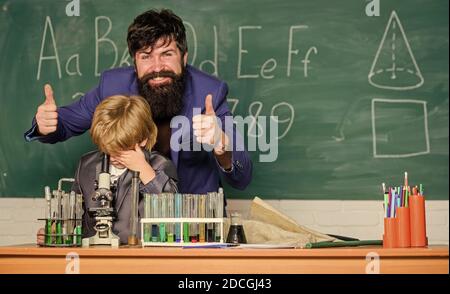 D A Del Conocimiento Mi Padre Es Cient Fico El Profesor Bearded