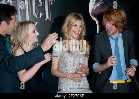 Clemence Poesy Y Domhnall Gleeson En El Harry Potter Y Las Reliquias