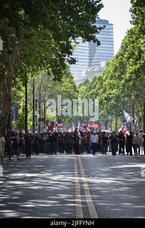 Tiflis Georgia 02nd de julio de 2022 Manifestantes homofóbicos