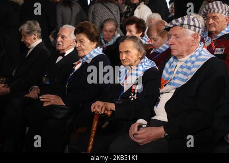 Suvivors En El Th Aniversario De La Liberaci N Del Campo De