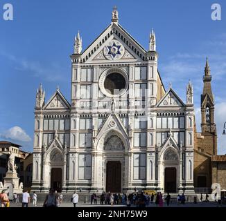 Iglesia De Santa Croce De Florencia Y El Monasterio De Italia