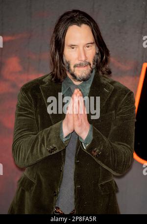 Keanu Reeve En El Estreno De La Pel Cula John Wick Chapter