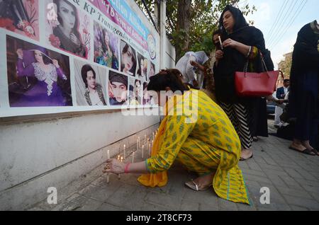 Peshawar Pakist N De Noviembre De Miembros De La Comunidad