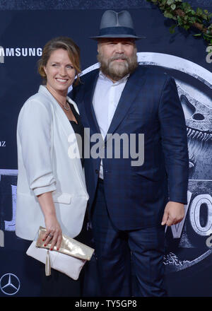 Miembro del Reparto Vincent D Onofrio y su esposa modelo holandés