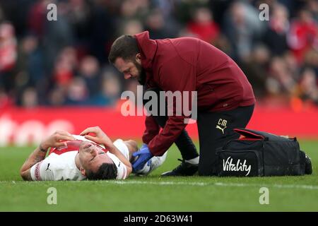 Le Granit Xhaka D Arsenal Se Pose Sur Le Sol Bless Pendant Le Match De