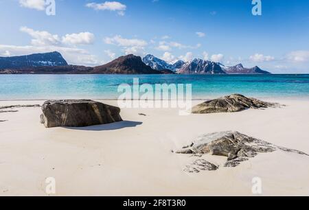 Plage de Haukland ou Hauklandstranda Vestvagoy îles Lofoten Norvège