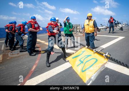 Les Marins DE LA MER DES PHILIPPINES 2 Mars 2022 Ont Fait Une