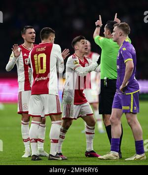 AMSTERDAM Lr Arbitre Dennis Higler Armando Obispo Du PSV Eindhoven