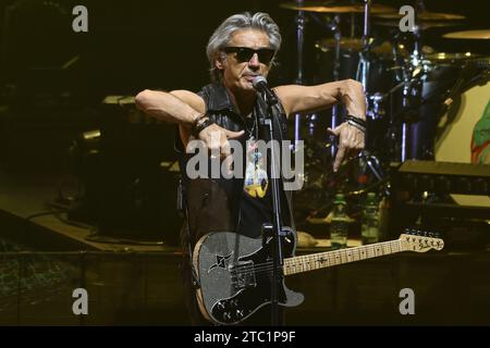 Ligabue Lors Du Concert Dedicato A Noi Indoor Tour D Cembre