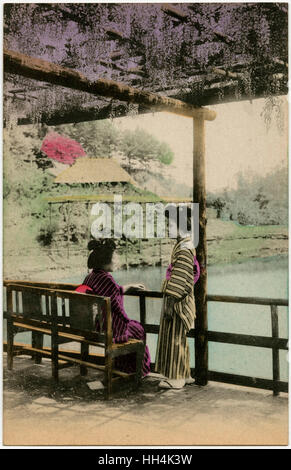 1910 Japon Les Femmes Japonaises En Maillot De Bain Un Studio