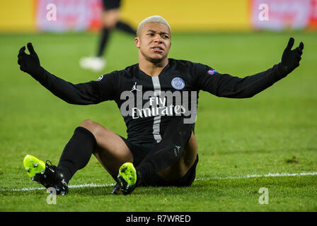 Kylian Mbapp Du Psg Paris Saint Germain Fc Contr Le Le Ballon Lors Du