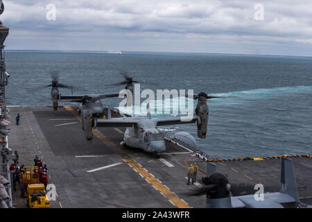 Mv Ospreys Con La Th Marine Expeditionary Unit Meu Si Prepara A