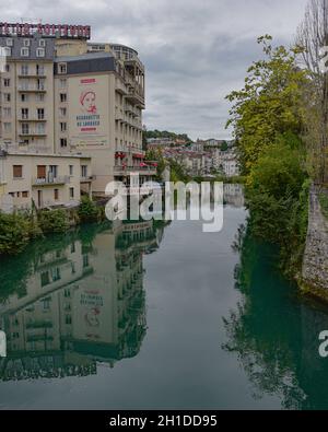 Fiume Ousse Lourdes Dipartimento Degli Alti Pirenei Occitanie