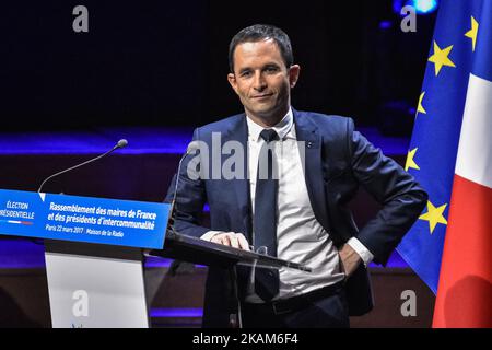 Candidato Francese Di Sinistra Al Concorso Presidenziale People