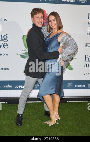 Valentin Lusin Mit Ehefrau Renata Lusin Schwanger Weltpremiere Der