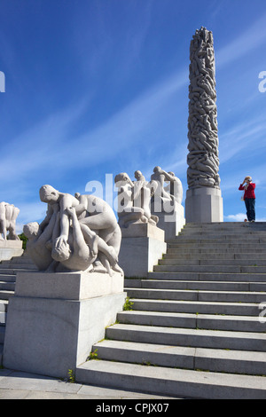 Monolito Da Gustav Vigeland Sculture In Granito Nel Parco Delle