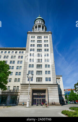 Wohnturm, Frankfurter Tor, Friedrichshain, Berlin, Deutschland Stock Photo