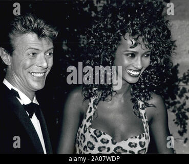 Sep. 20, 1991 - Paris, France - Pop Singer DAVID BOWIE and supermodel girlfriend IMAN at the presentation of the short film, 'Anima Mundi'. (Credit Image: © Keystone USA via ZUMAPRESS.com) Stock Photo